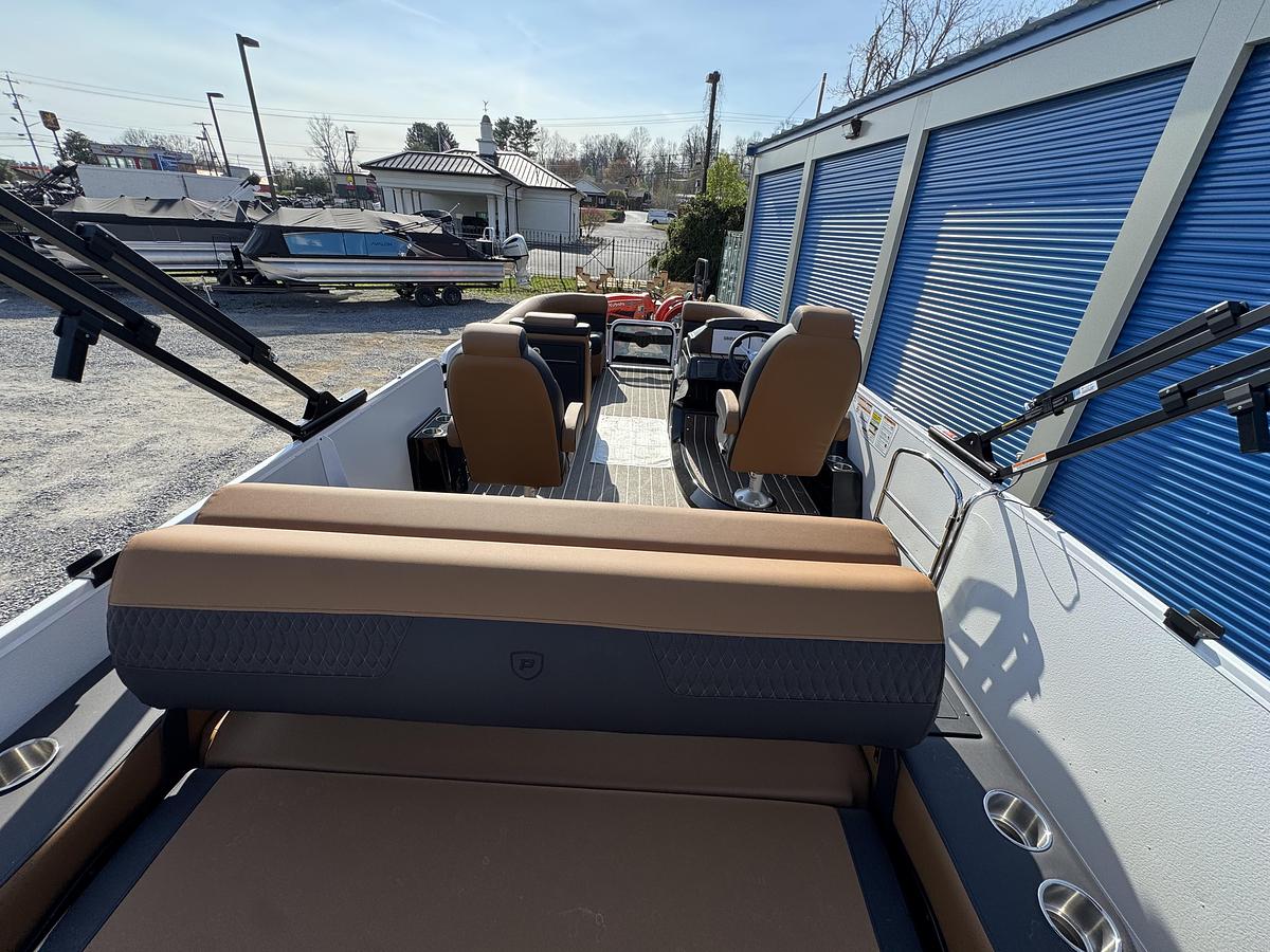 2026 Premier 230 Solaris RL