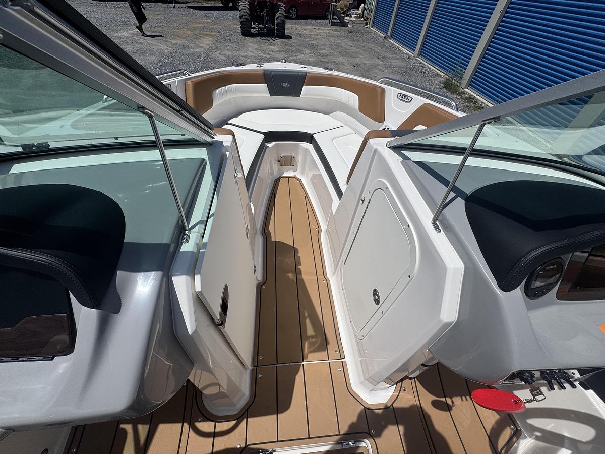 Used 2023 Chaparral 23 SSI Outboard
