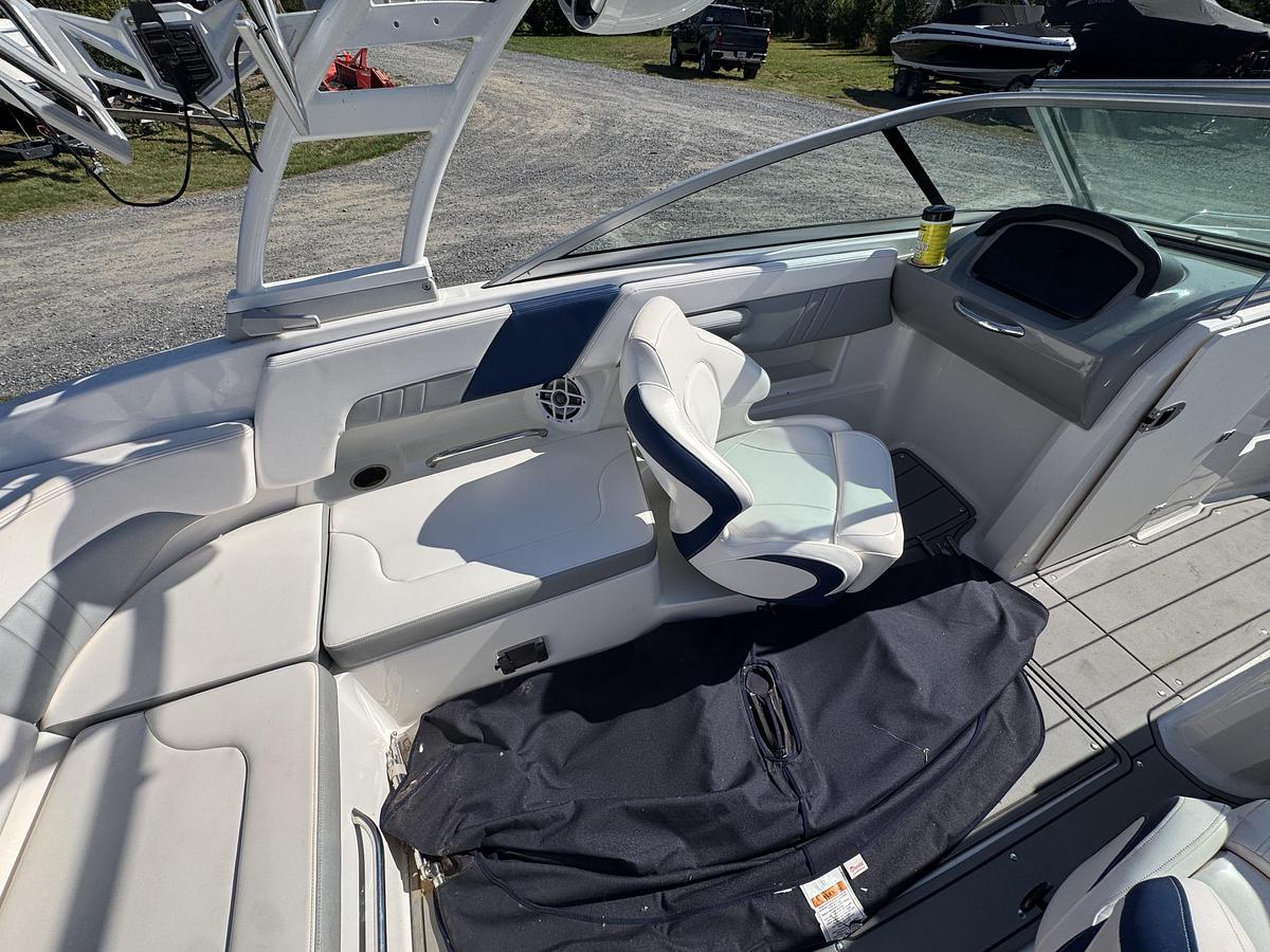 Used 2021 Chaparral 23 Surf