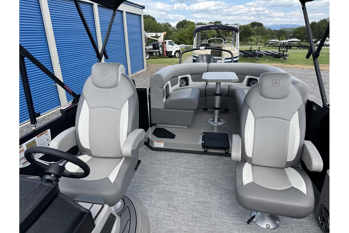 2025 Premier Solaris REV 250