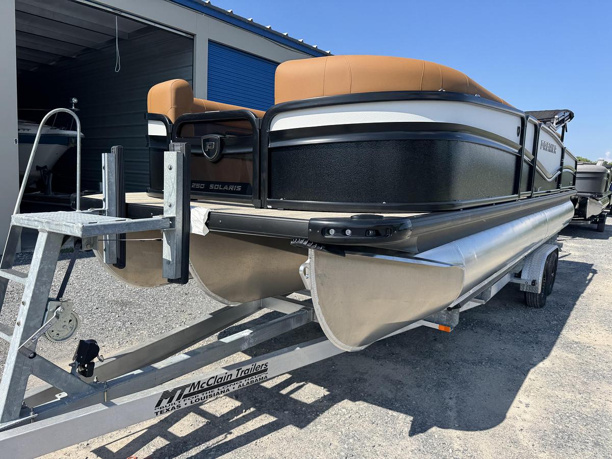 2026 Premier 250 Solaris Rear Social