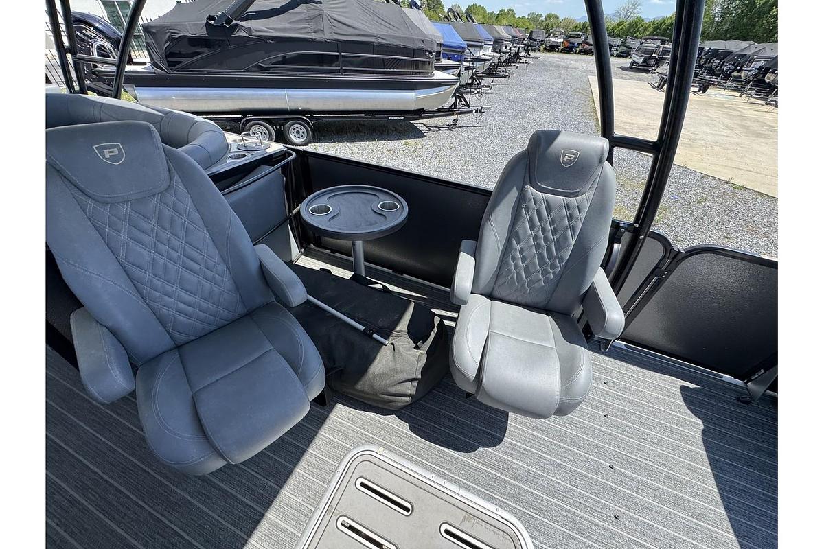 2025 Premier Escalante 330