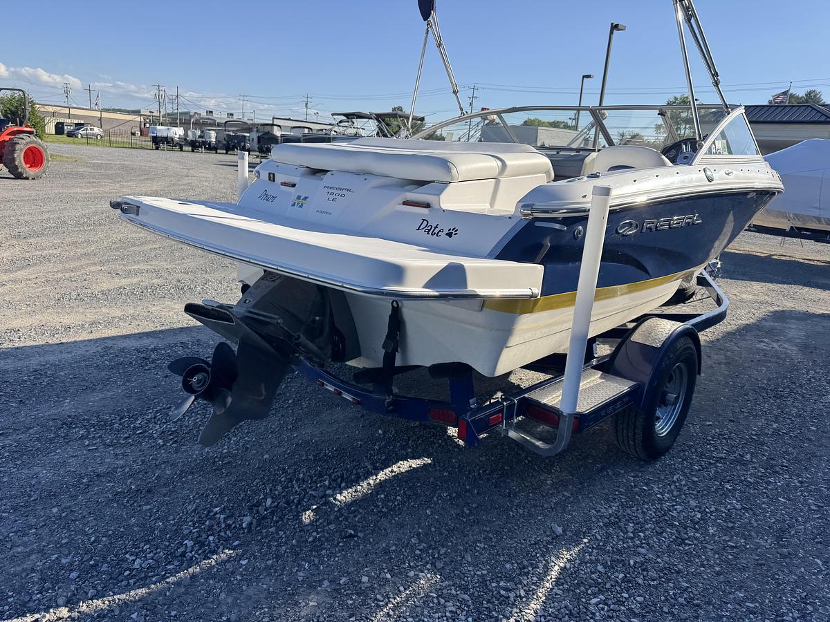 Used 2011 Regal 1900 LE