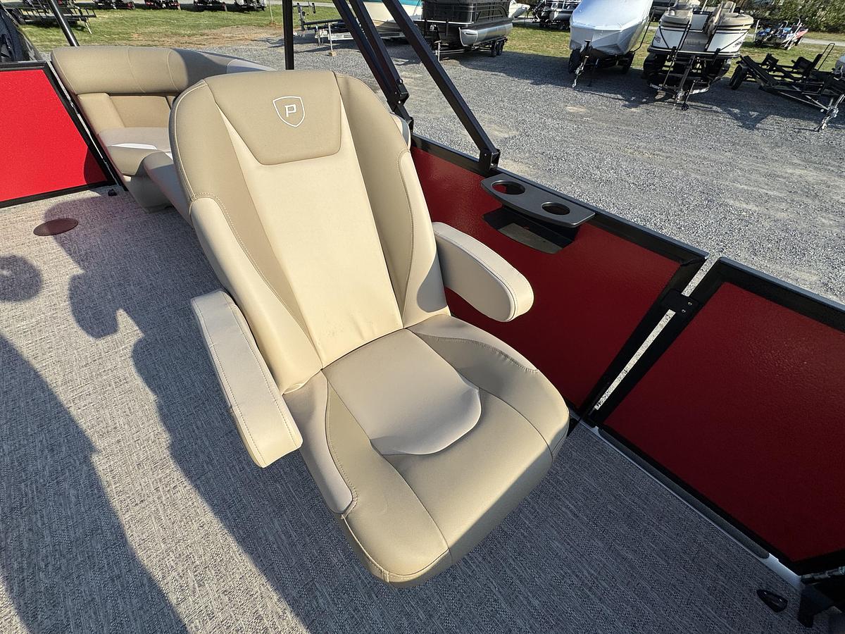 2026 Premier 220 SunScape RF