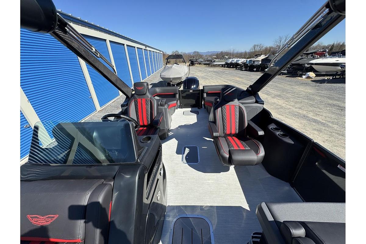 2025 Bennington 24 MFB