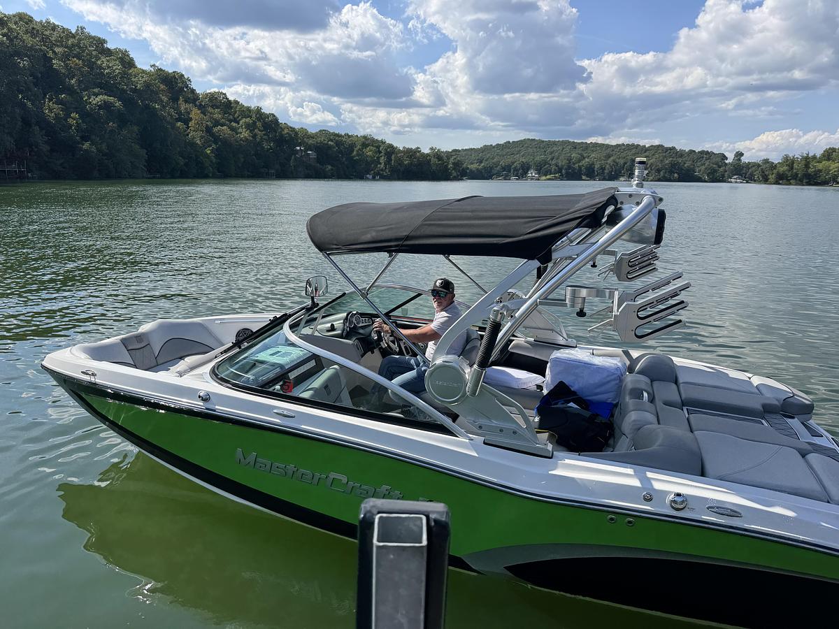 Used 2015 MasterCraft X20