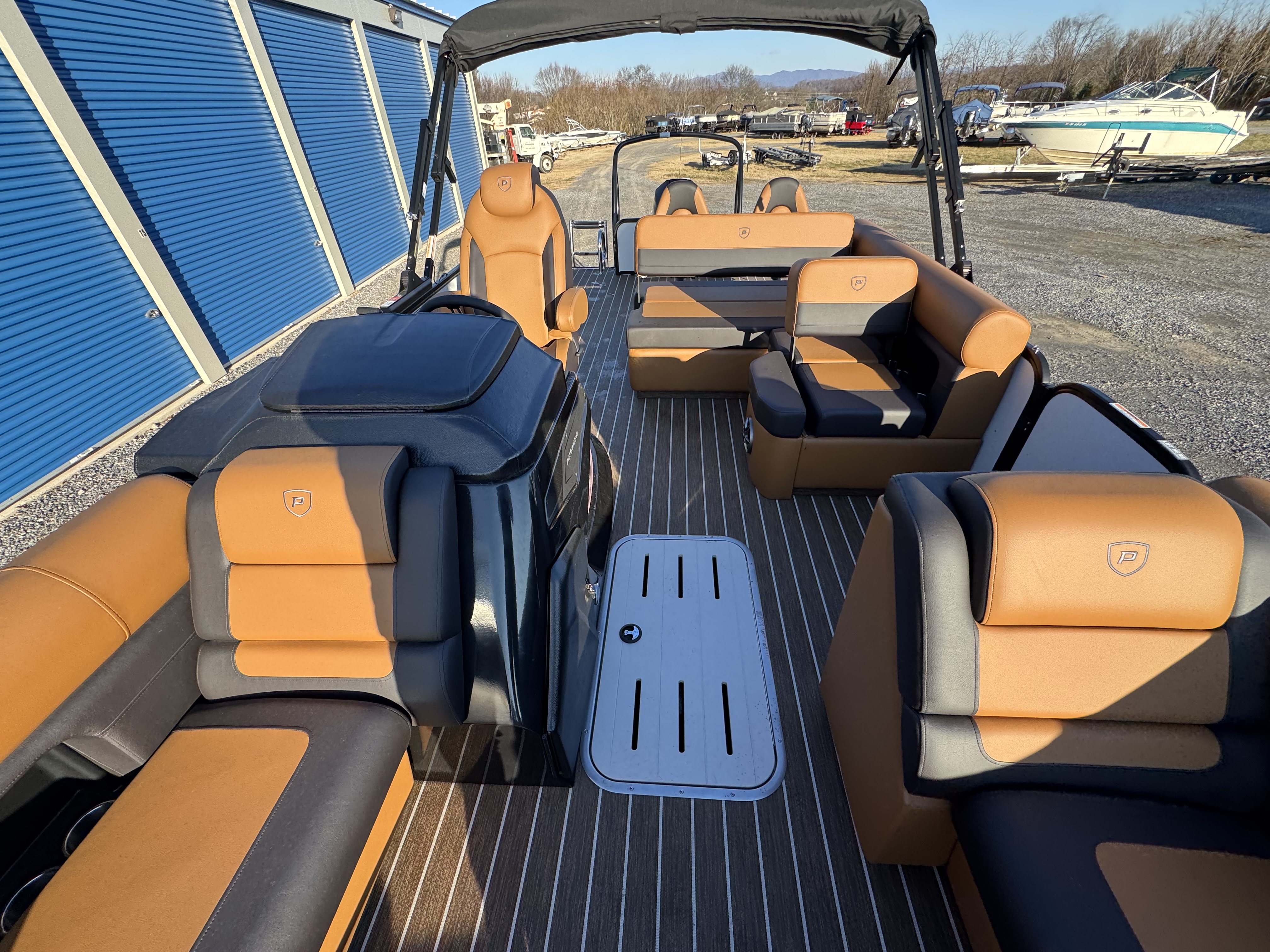 2026 Premier 230 SunSation RS (Rear Social)