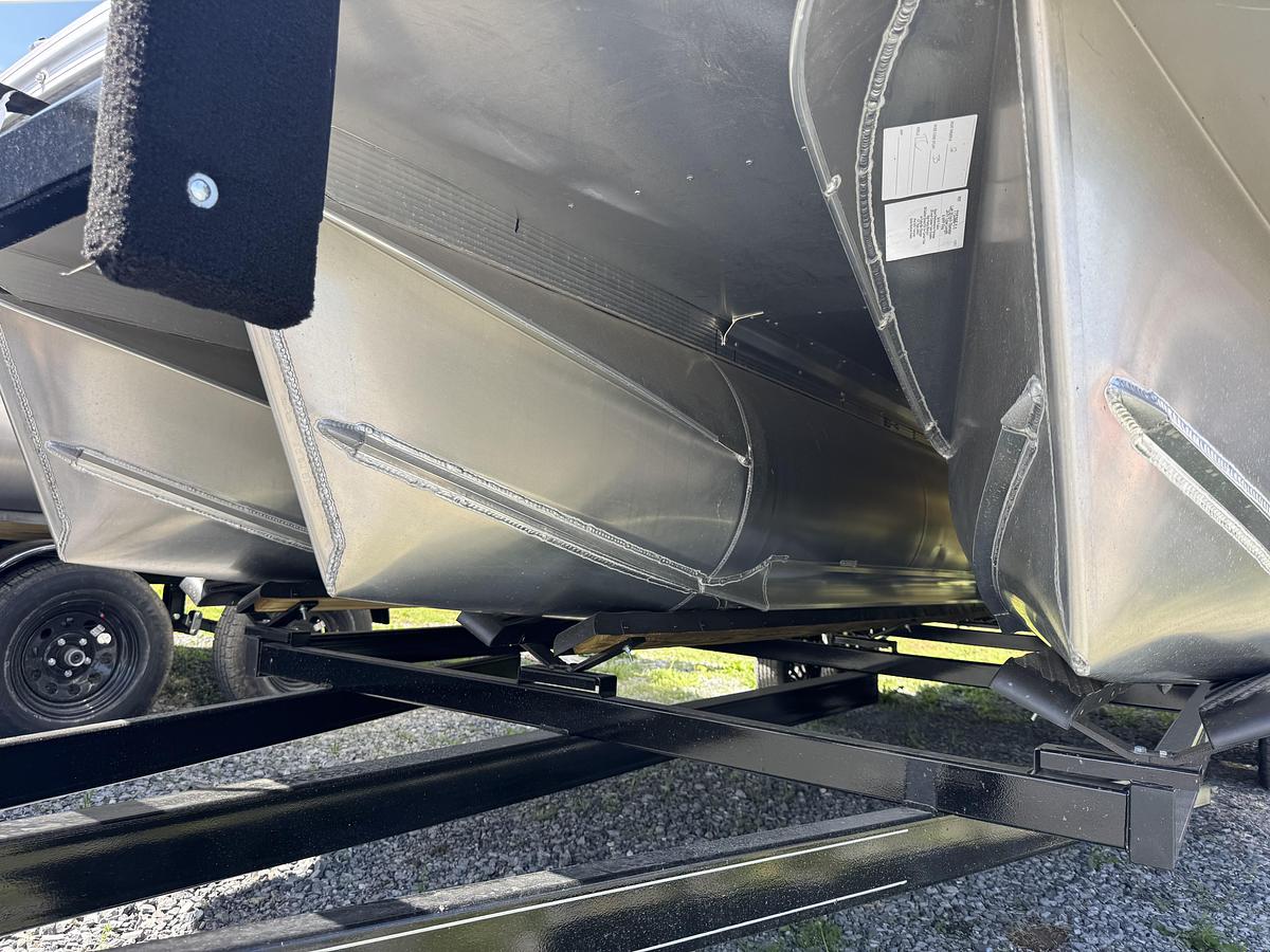 2026 Avalon 25 LSZ QLS