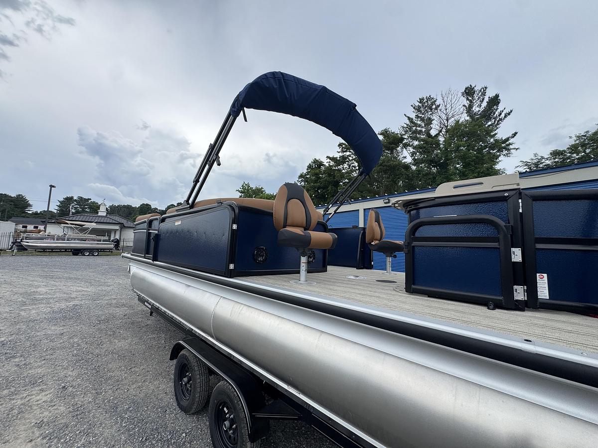 2026 Premier 230 SunSation Angler