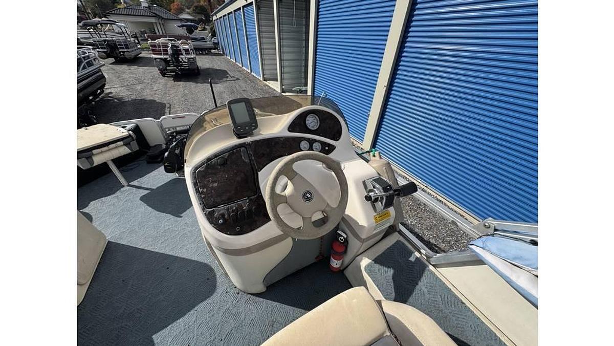 Used 2004 Fisher Freedom 200 Freedom