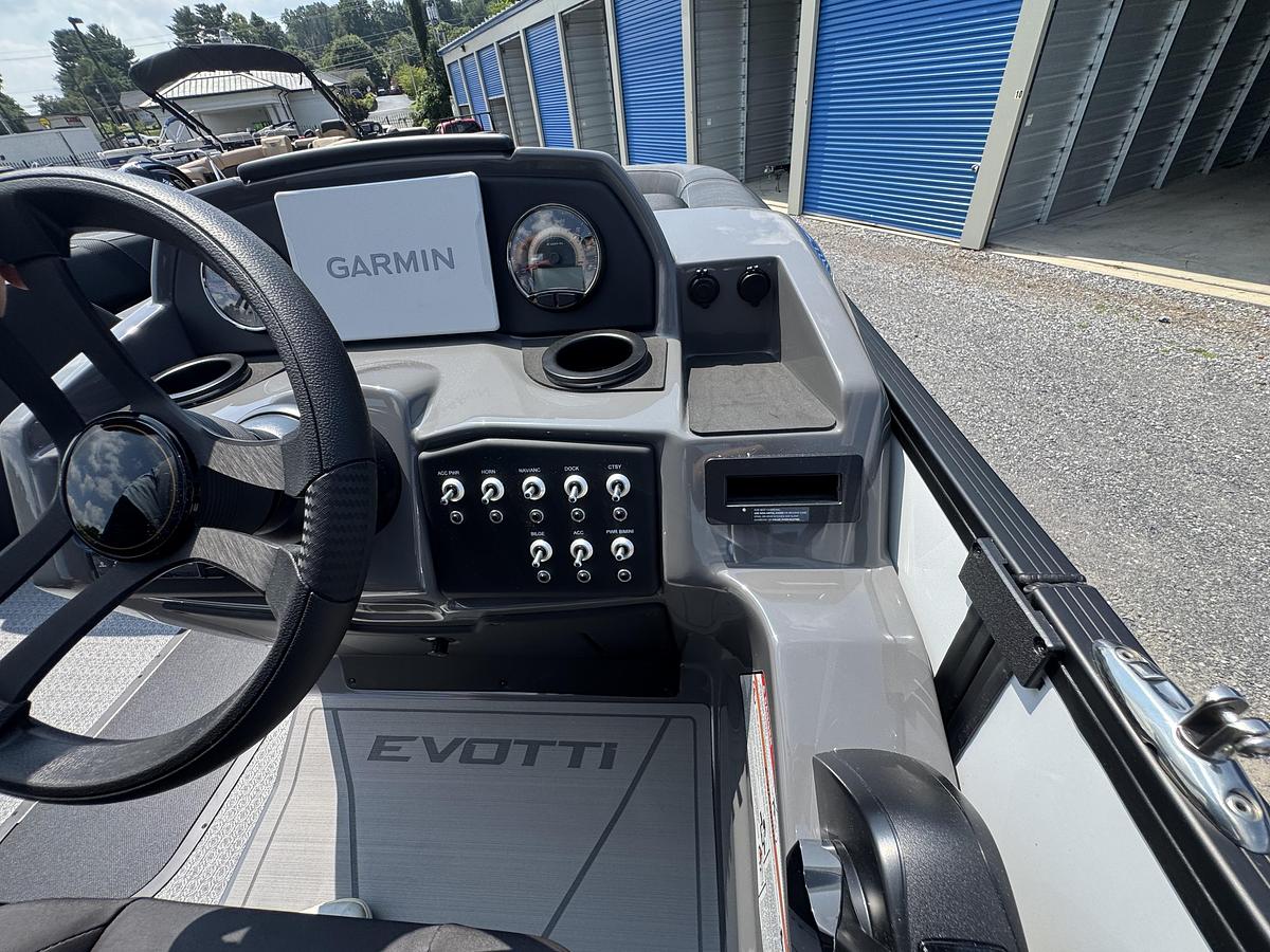 2027 Evotti 523QL 25.5 ft.