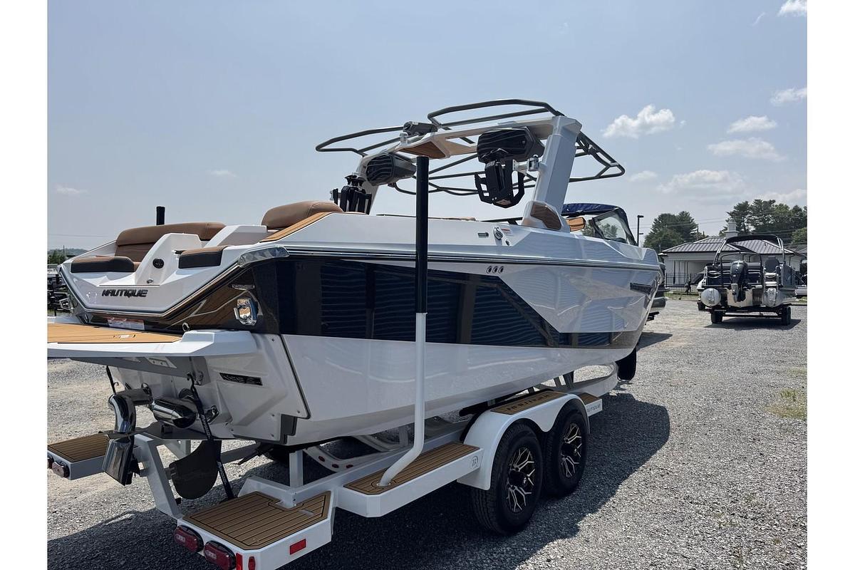 Used 2025 Nautique Super Air G G23
