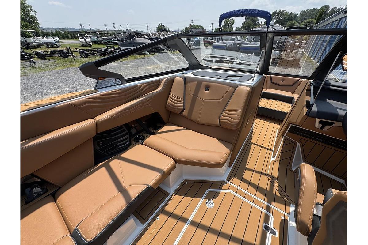 Used 2025 Nautique Super Air G G23