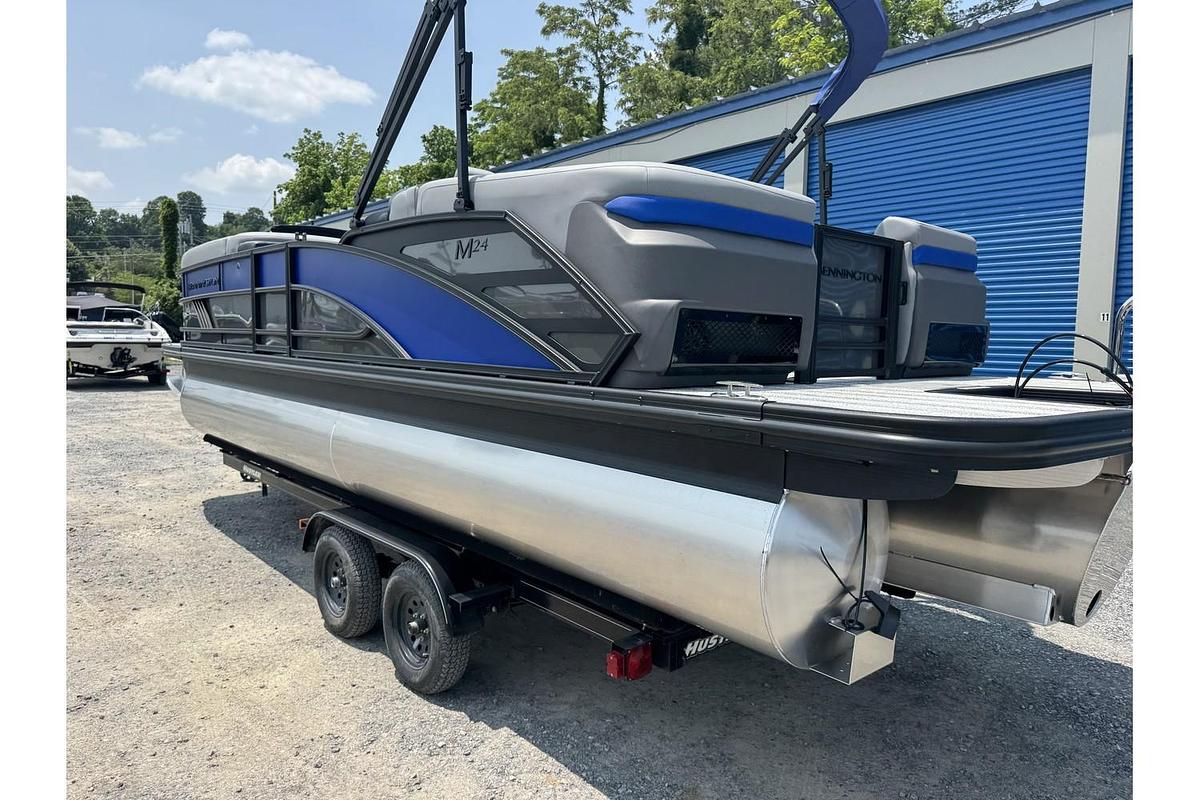 2025 Bennington 24 MFB