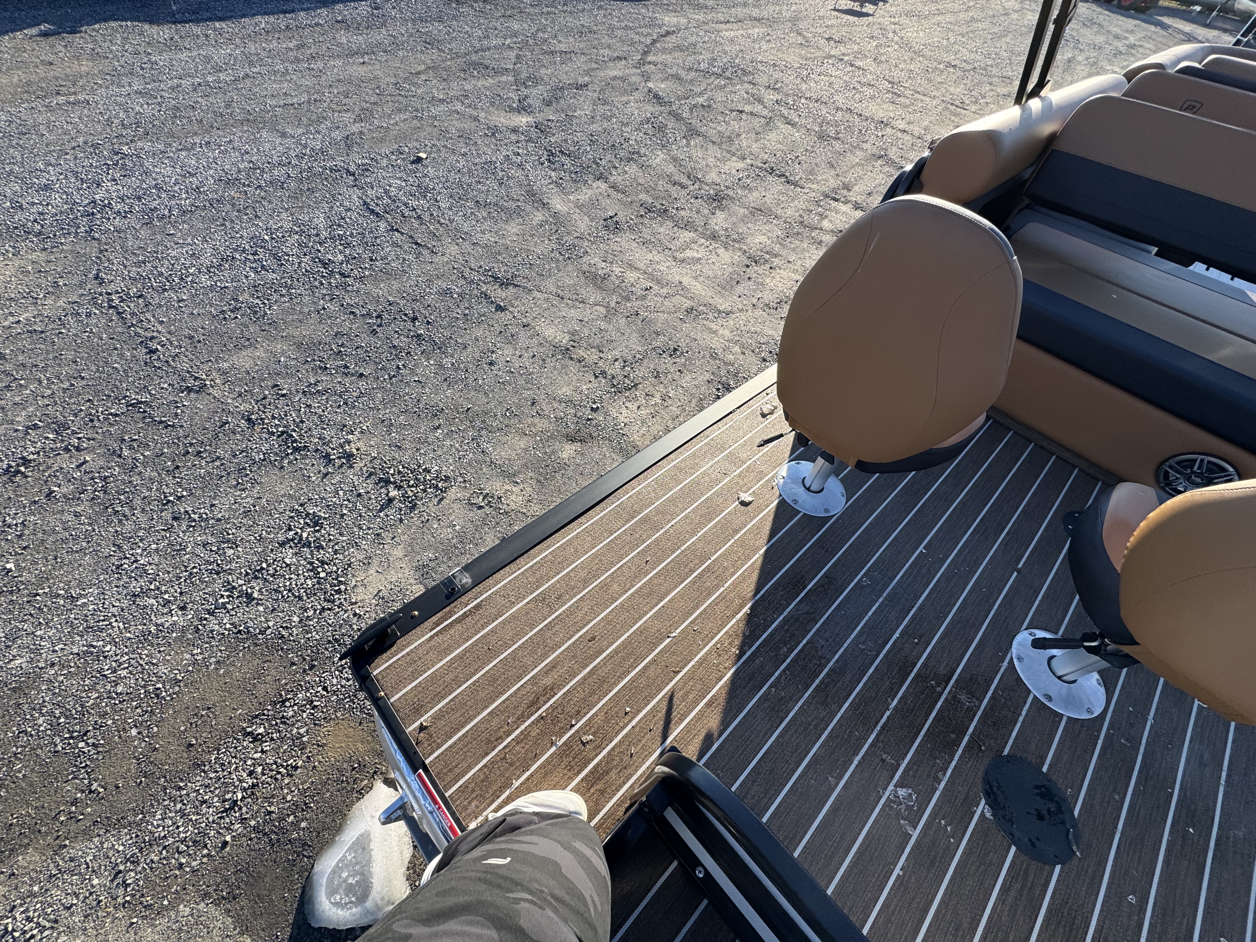 2026 Premier 230 SunSation RS (Rear Social)