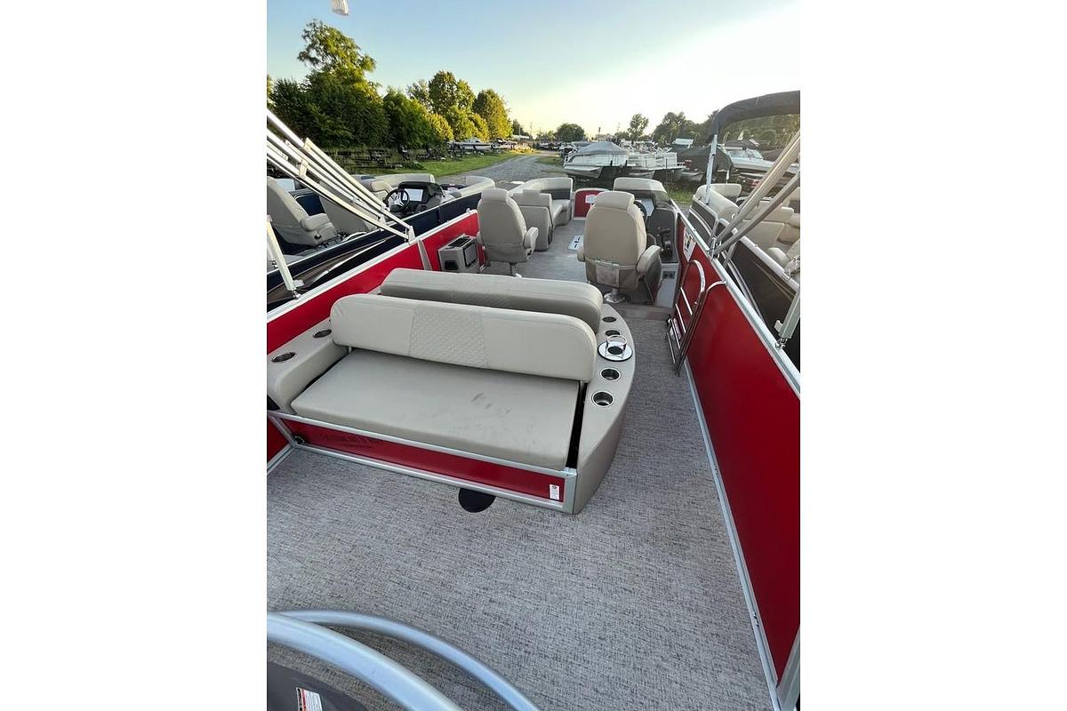 Used 2022 Premier 250 Sunsation RL