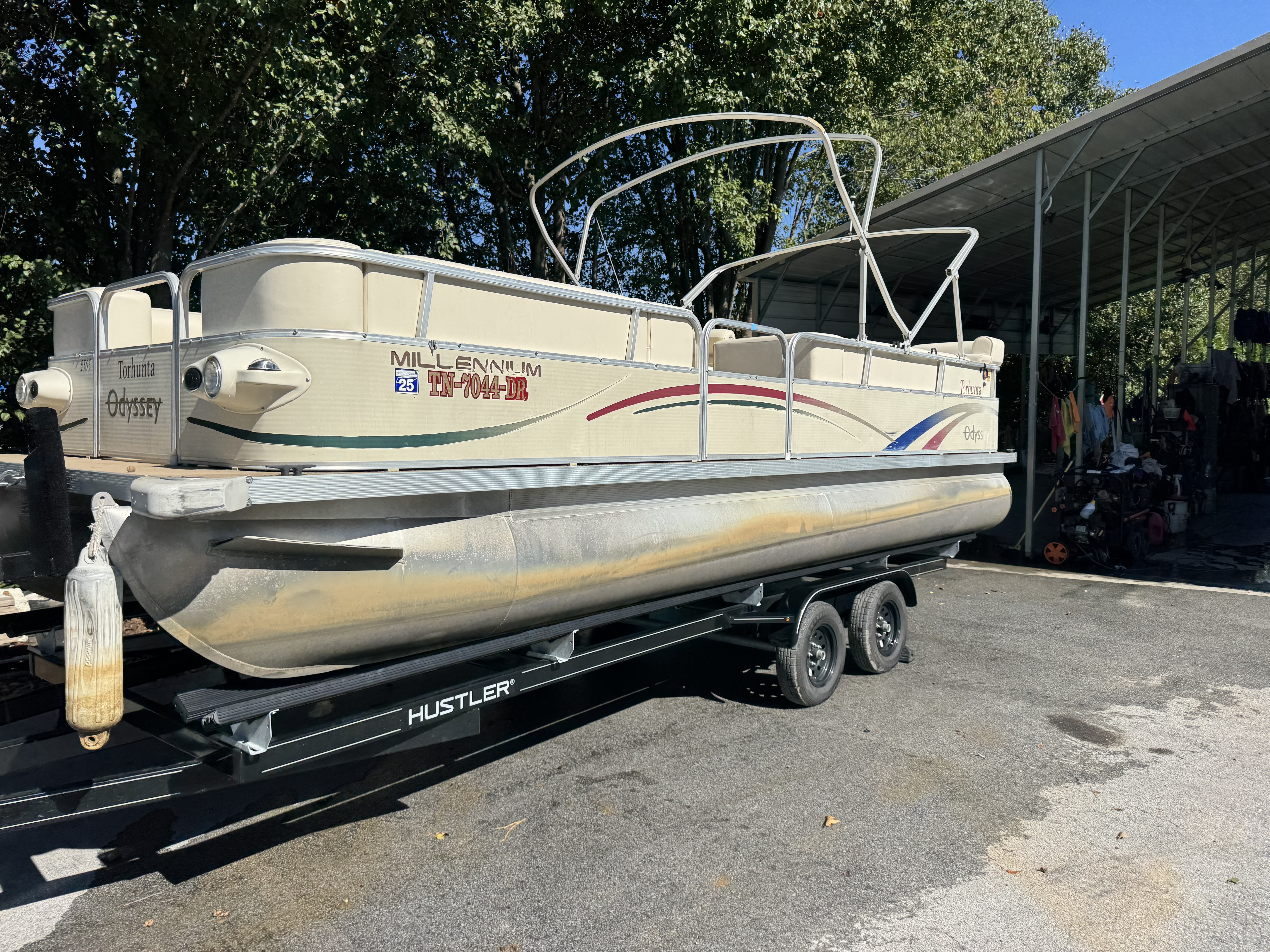 Used 2004 Odyssey 2305 MILLENNIUM