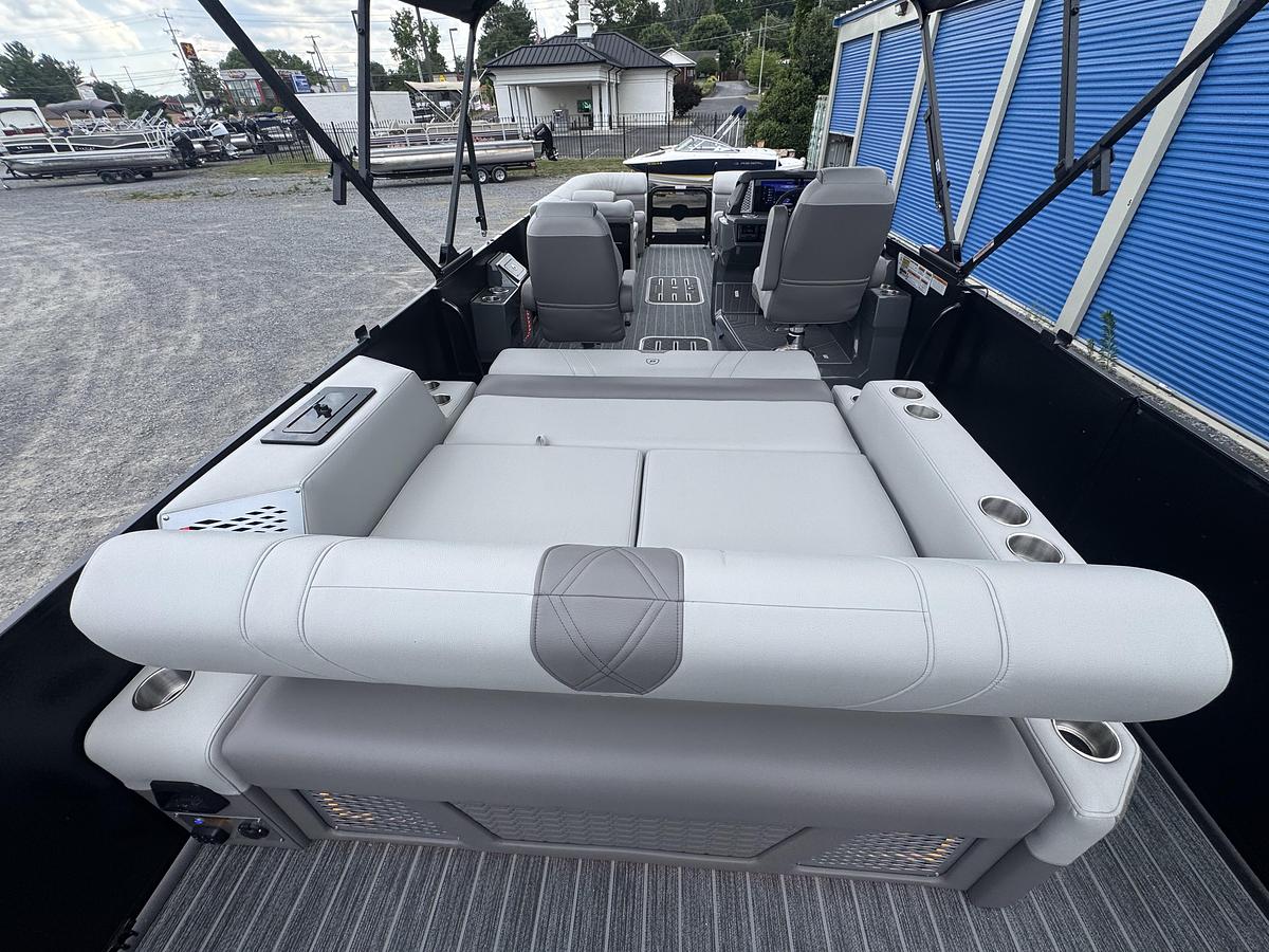2026 Premier 250 Intrigue RLO