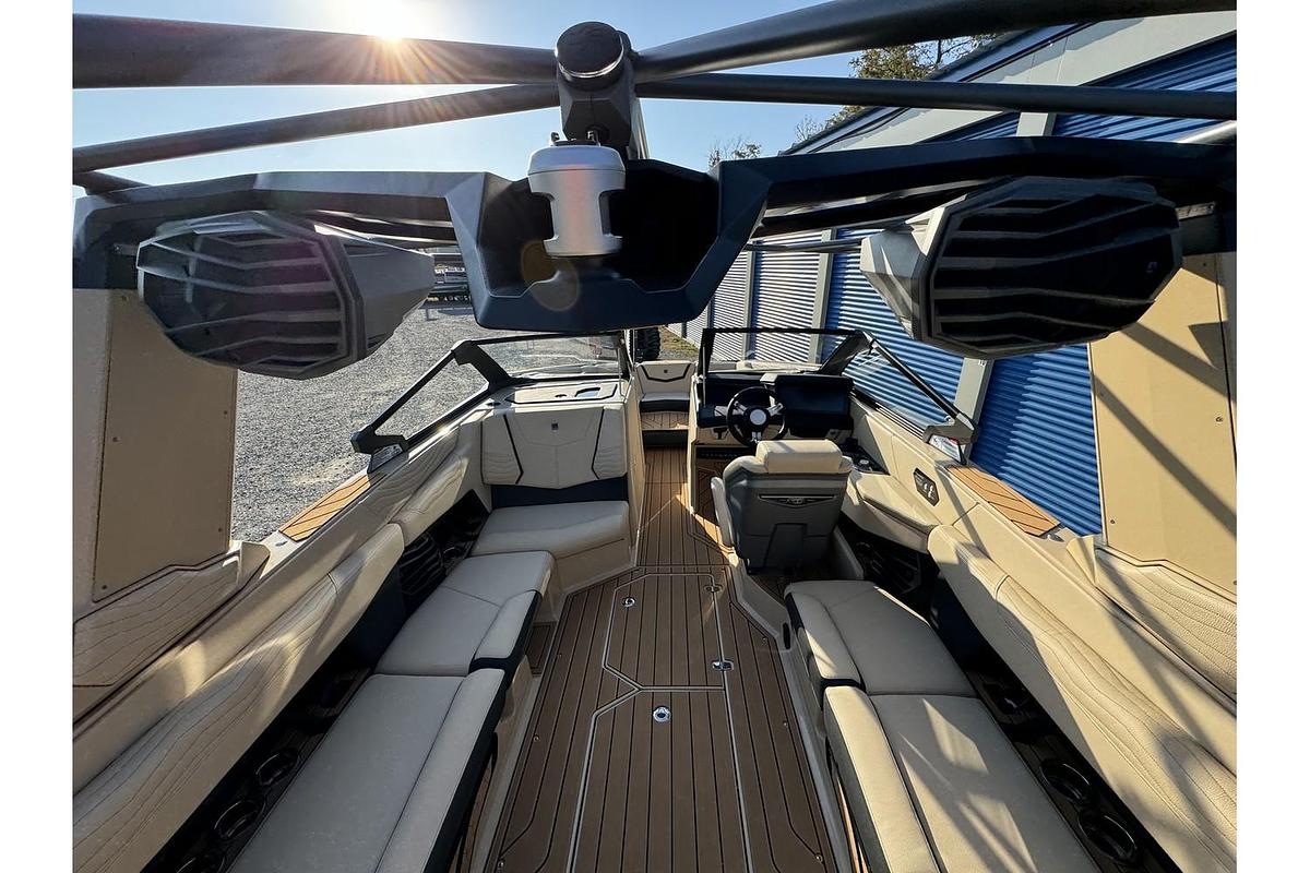 Used 2025 Nautique Super Air G G23