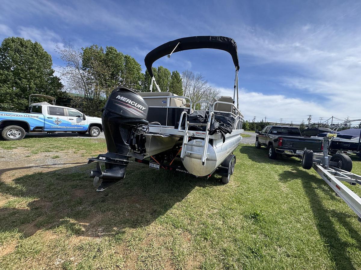 Used 2008 Bennington 22 SL