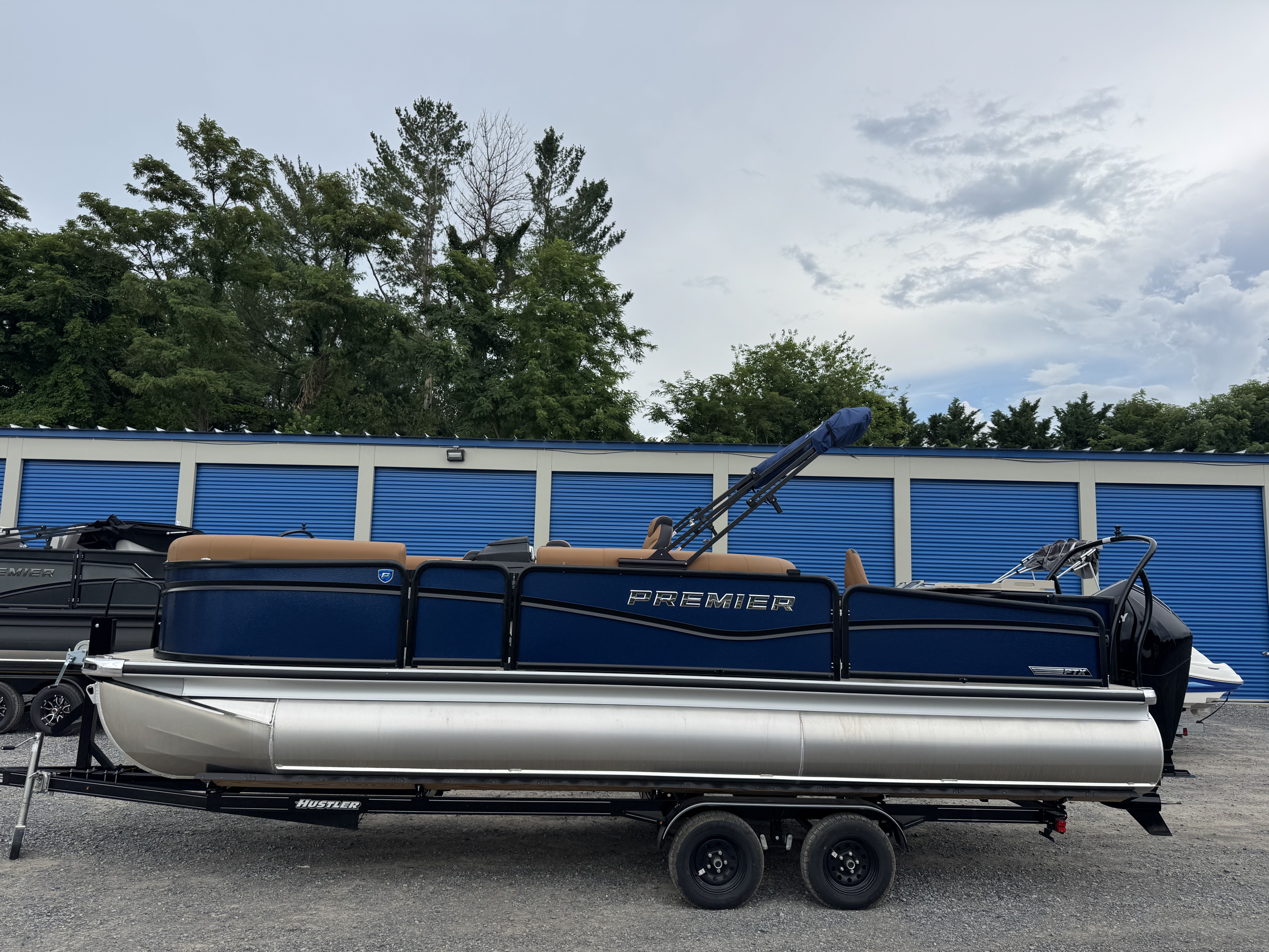 2026 Premier 230 SunSation Angler