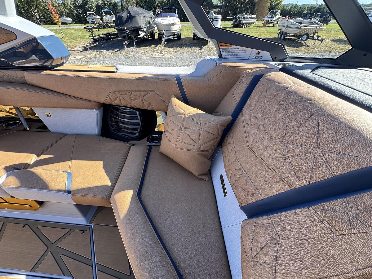 2027 Nautique Super Air Nautique G25 Paragon