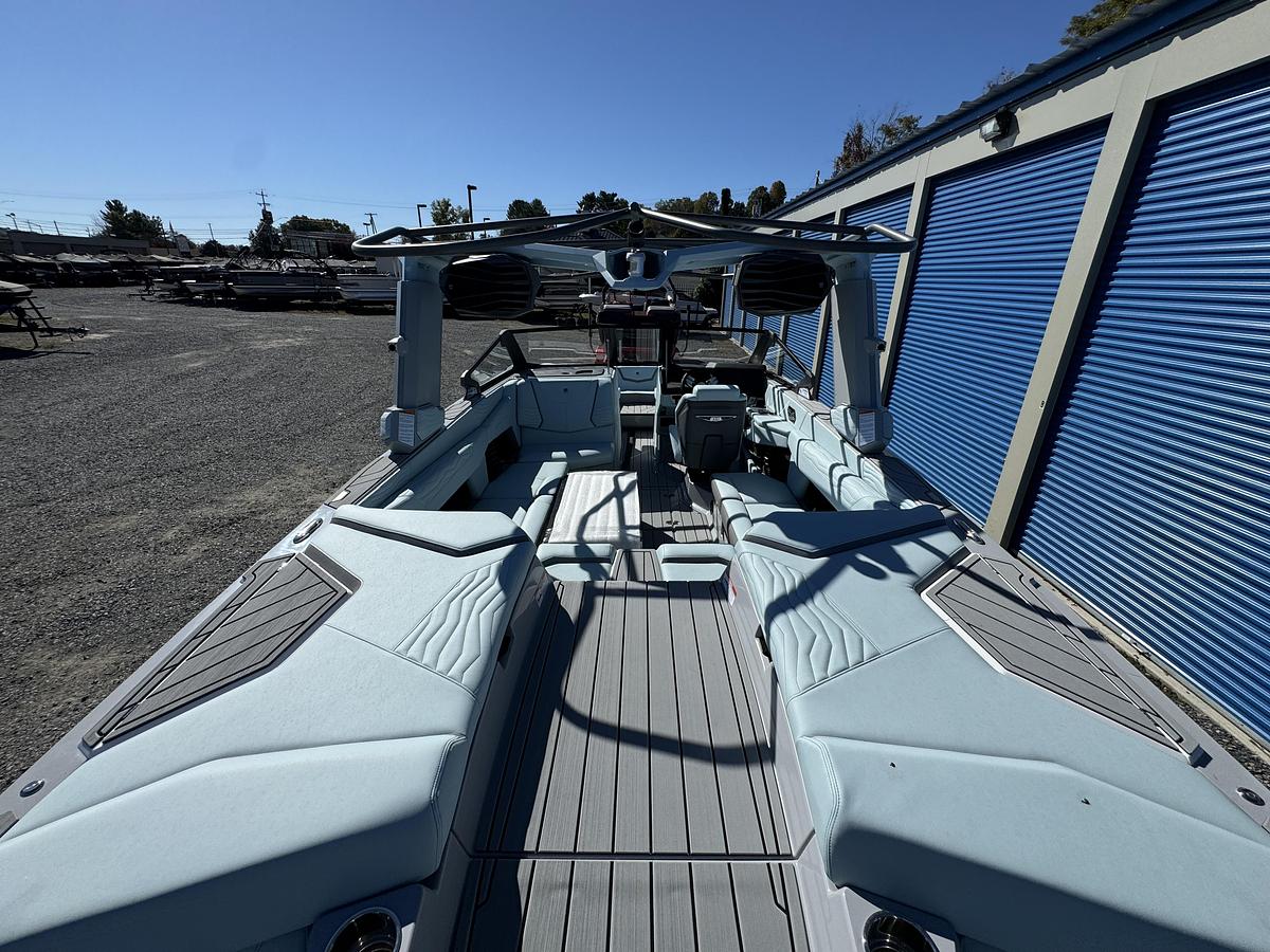 Used 2025 Nautique Super Air G G23
