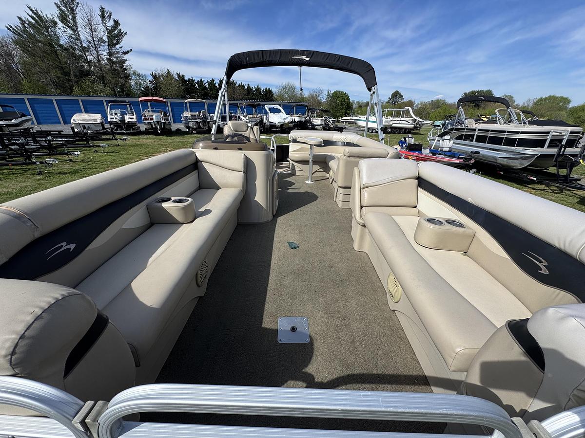 Used 2008 Bennington 22 SL