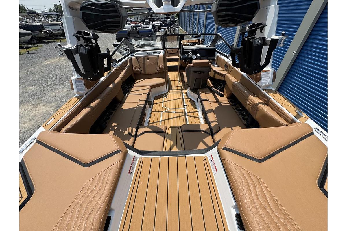 Used 2025 Nautique Super Air G G23