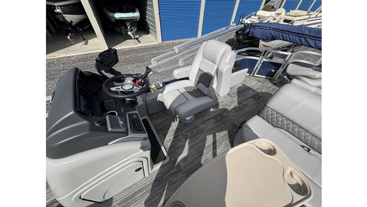 Used 2024 Ranger Boats 220F