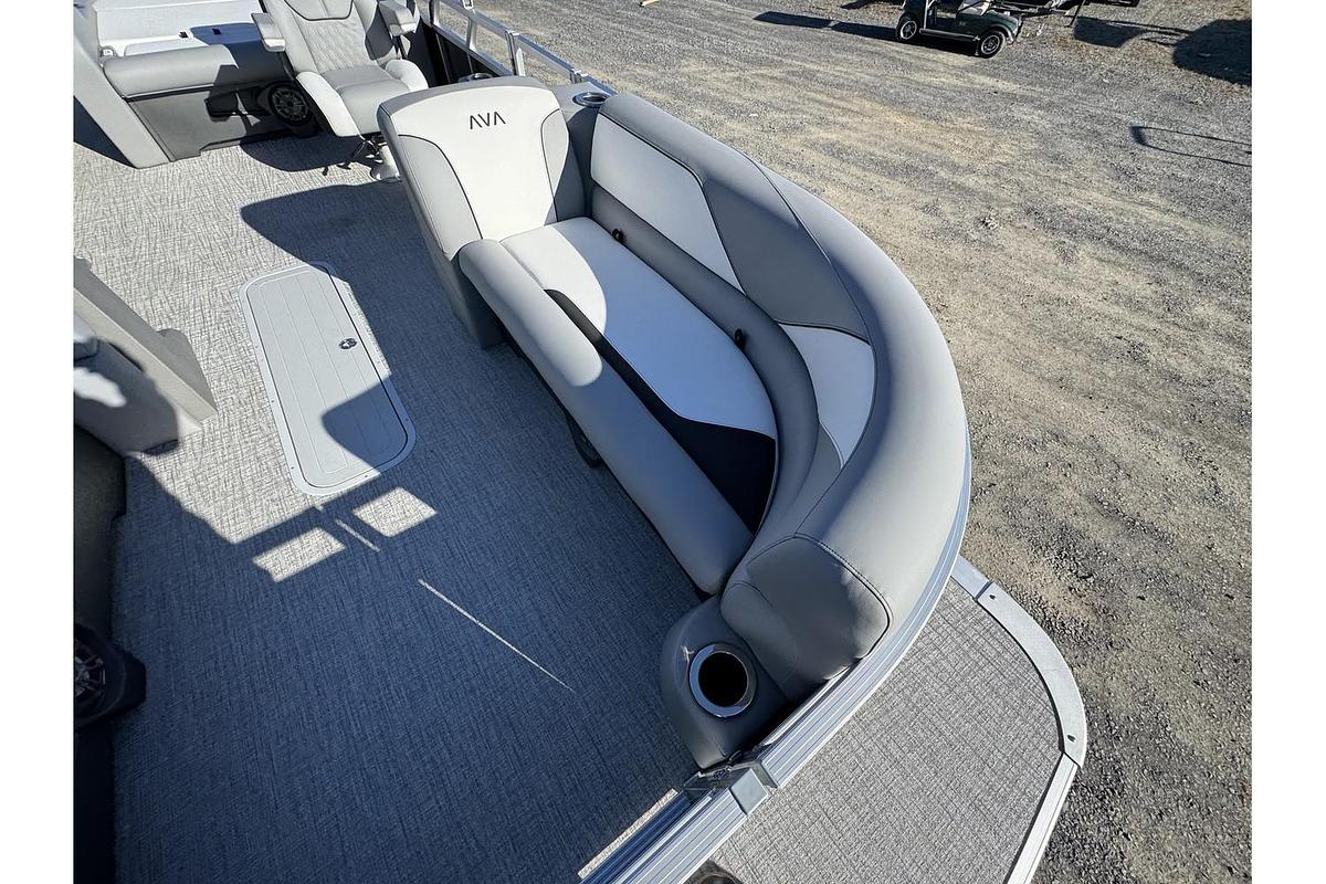 2025 Avalon Venter 85 Versatile Rear Bench