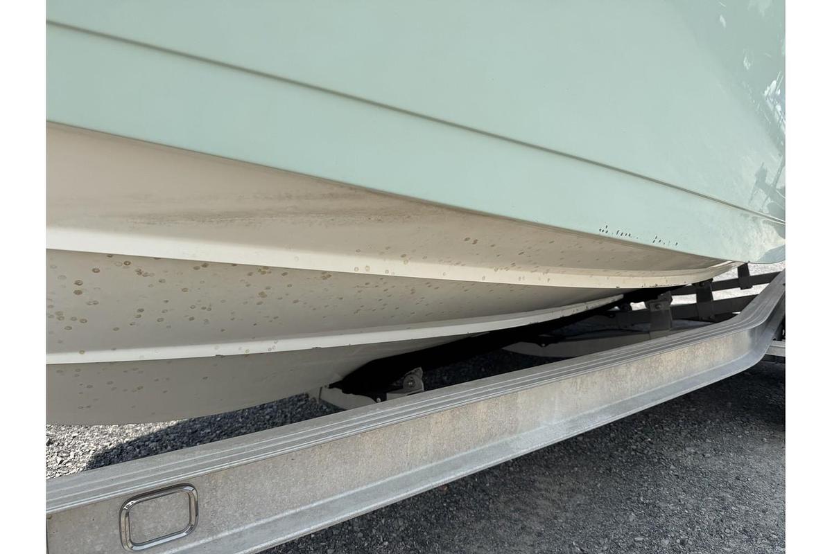 Used 2021 Cobia 220 DC