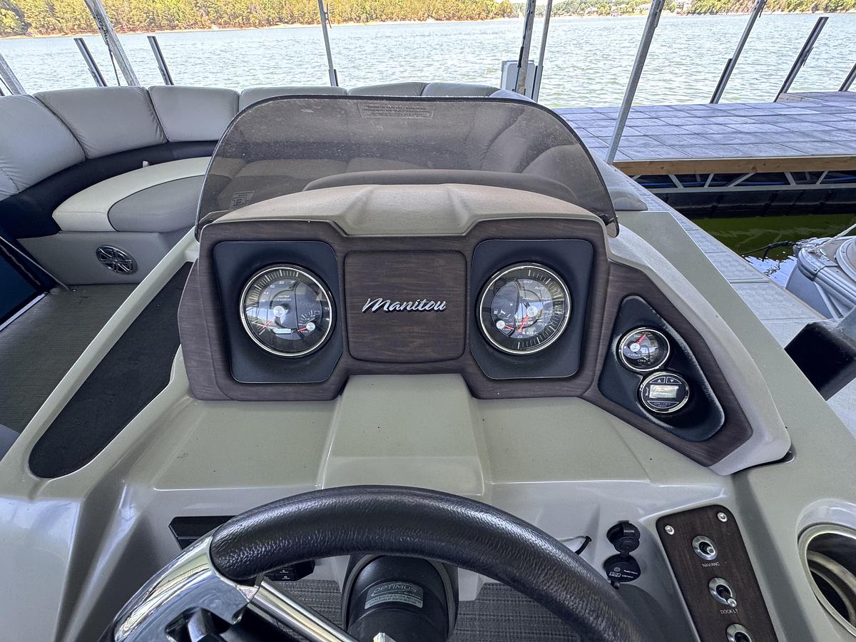 Used 2018 Manitou 230 Encore SR SHP