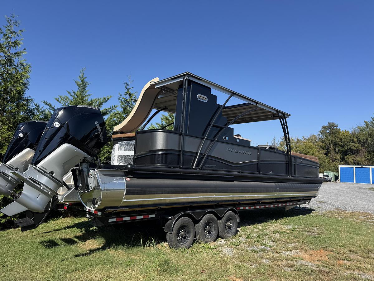 2027 Premier 330 Escalante