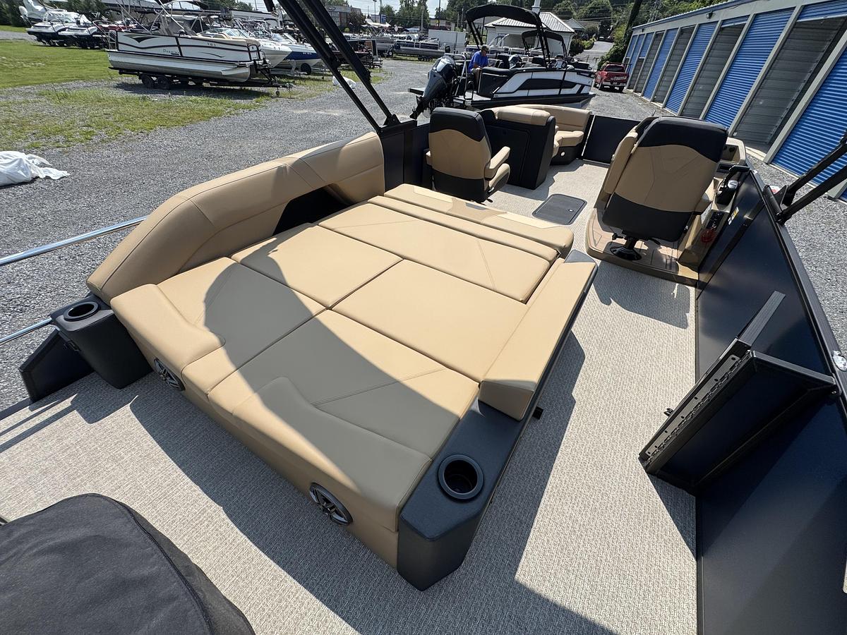 2027 Evotti 523CS 25.5 ft.