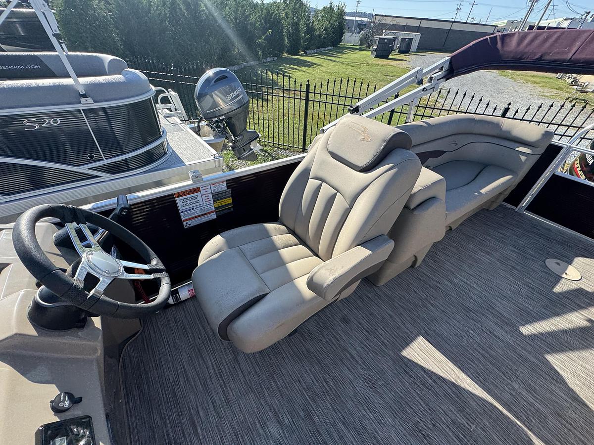 Used 2020 Bennington 22 SSR