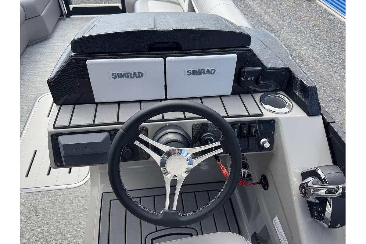 2025 Premier Solaris REV 250