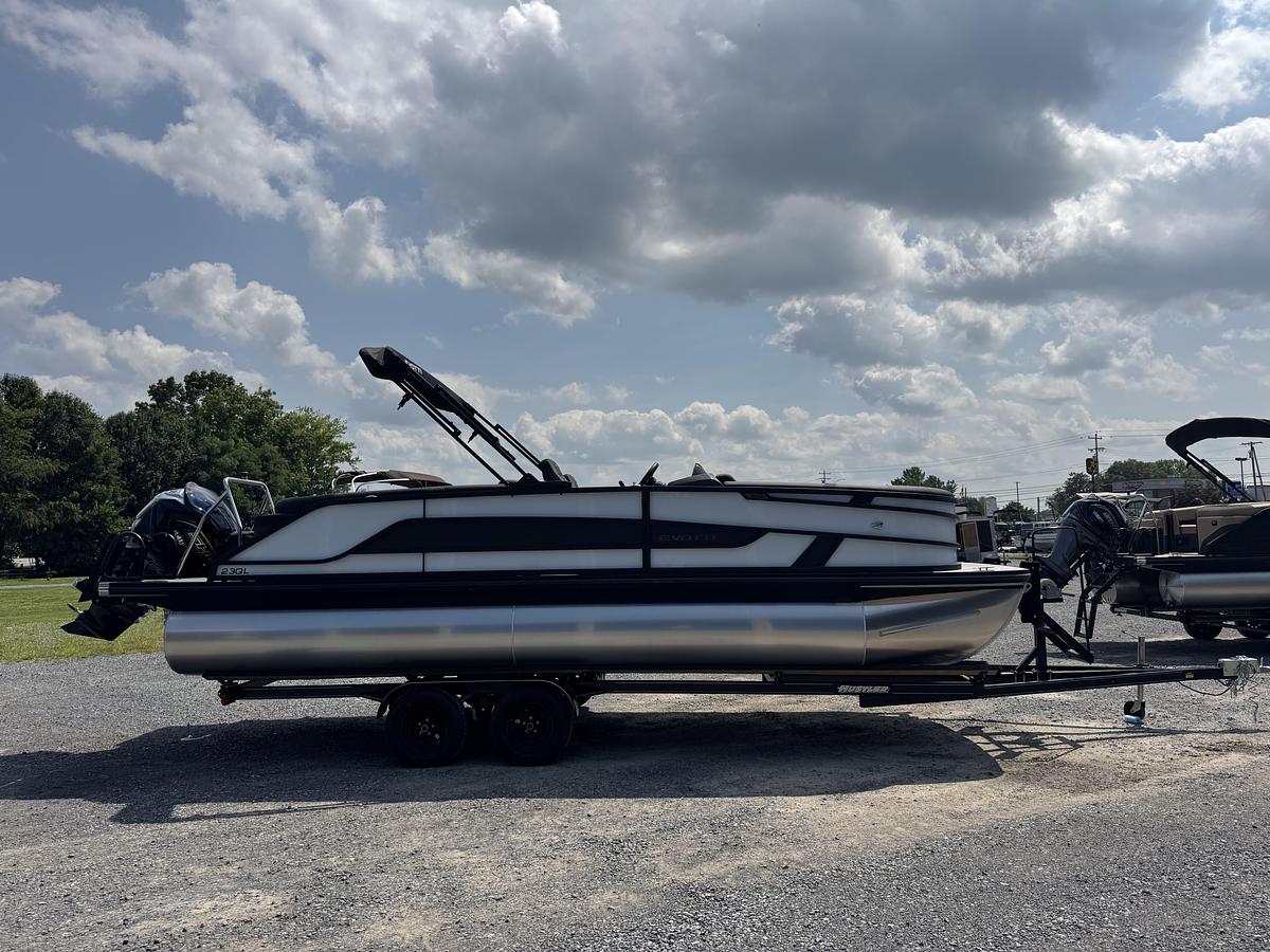 2027 Evotti 523QL 25.5 ft.