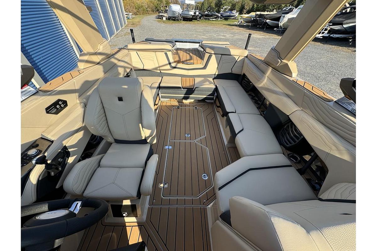 Used 2025 Nautique Super Air G G23