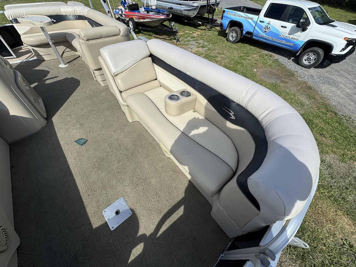 Used 2008 Bennington 22 SL