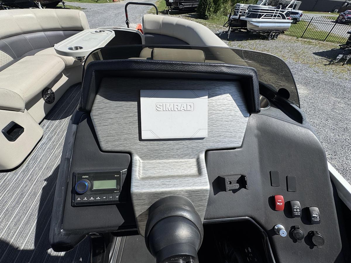 Used 2022 Premier Sunsation RF 230 CL