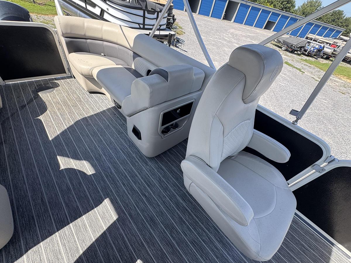 Used 2022 Premier Sunsation RF 230 CL
