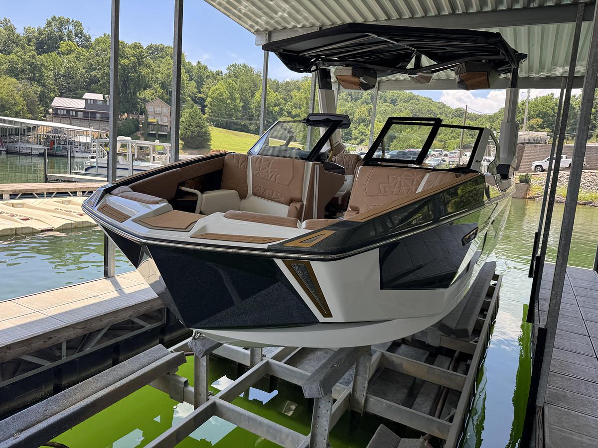 Used 2026 Nautique Super Air Nautique G25 Paragon