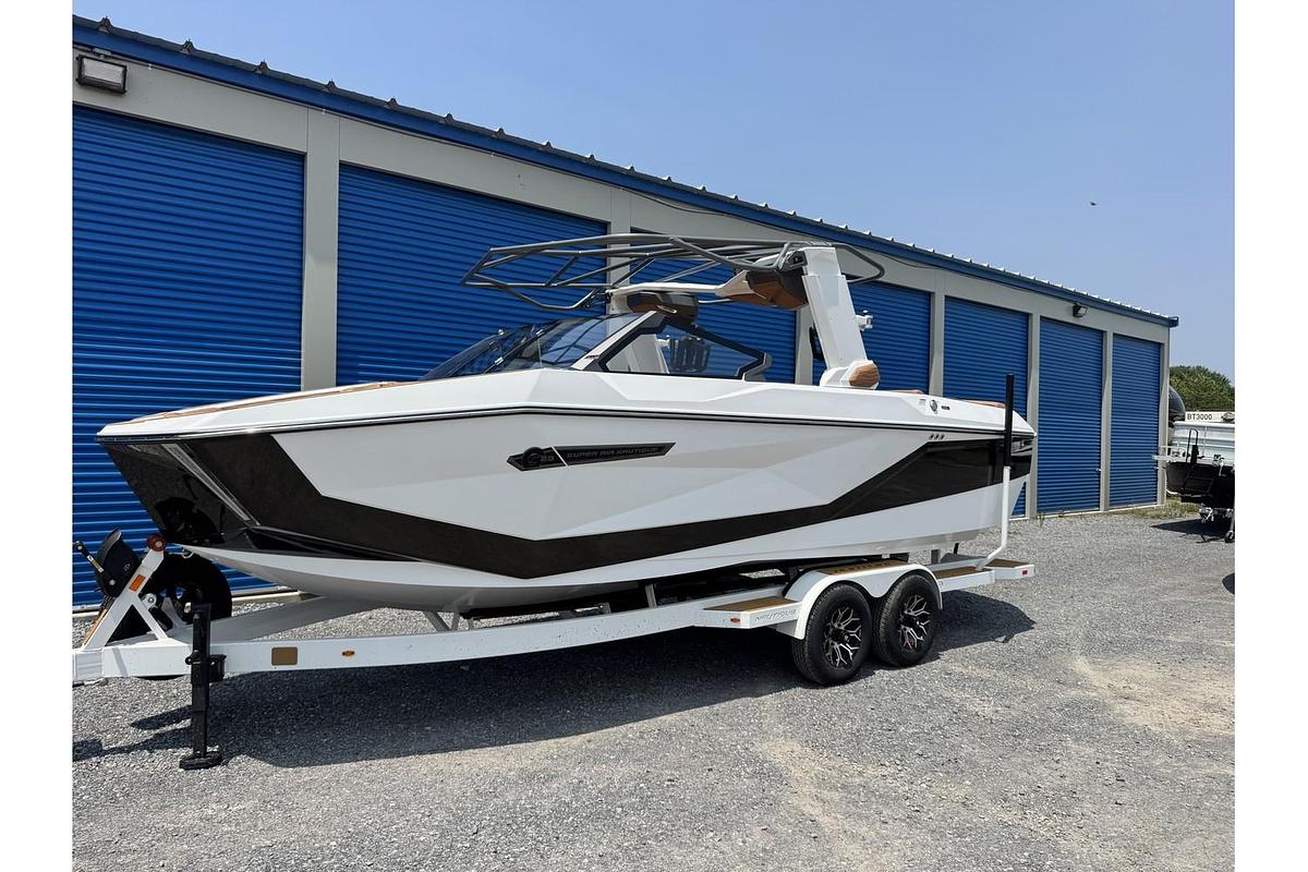 Used 2025 Nautique Super Air G G23