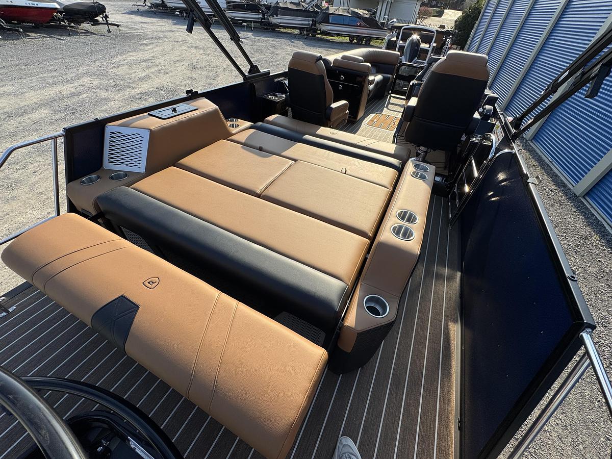 2026 Premier 250 Intrigue RL