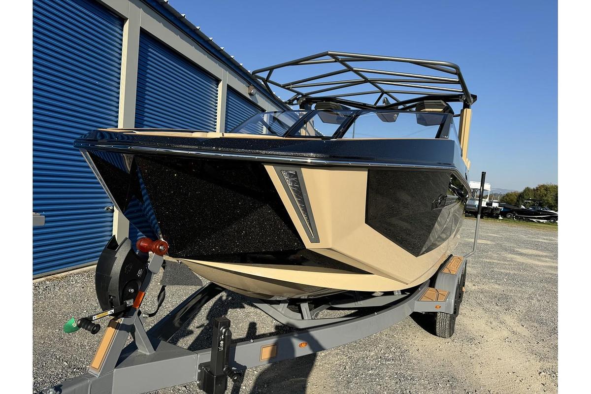 Used 2025 Nautique Super Air G G23