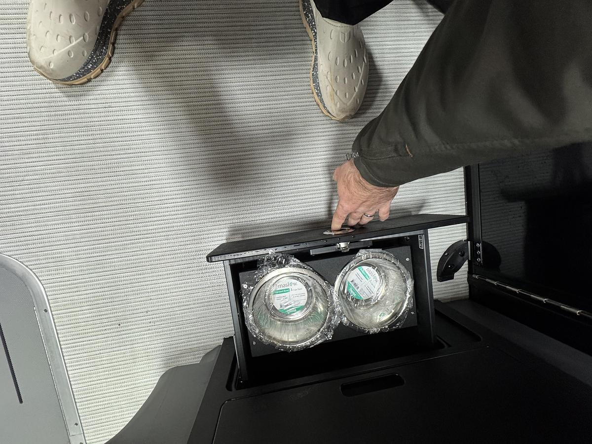 2026 Bennington 24 MSB Sport