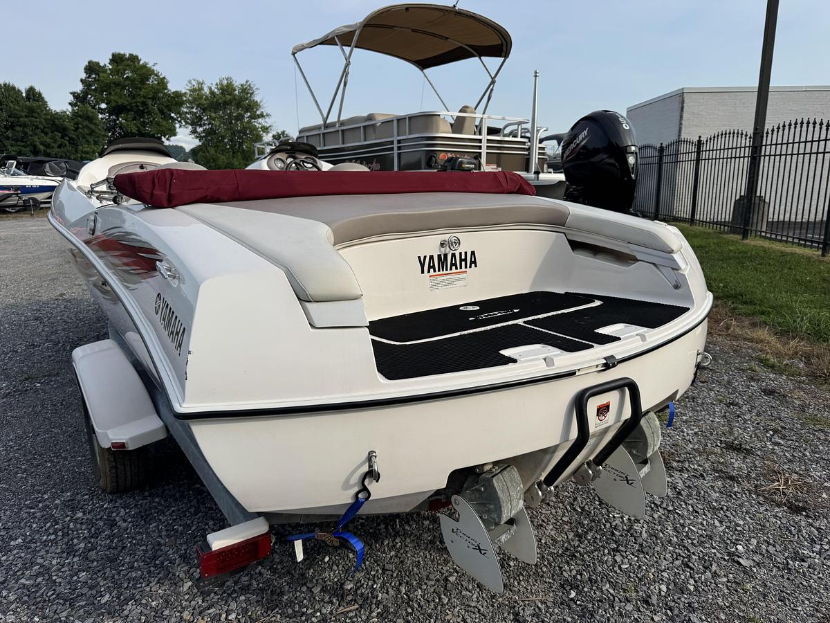 Used 2001 Yamaha LS2000