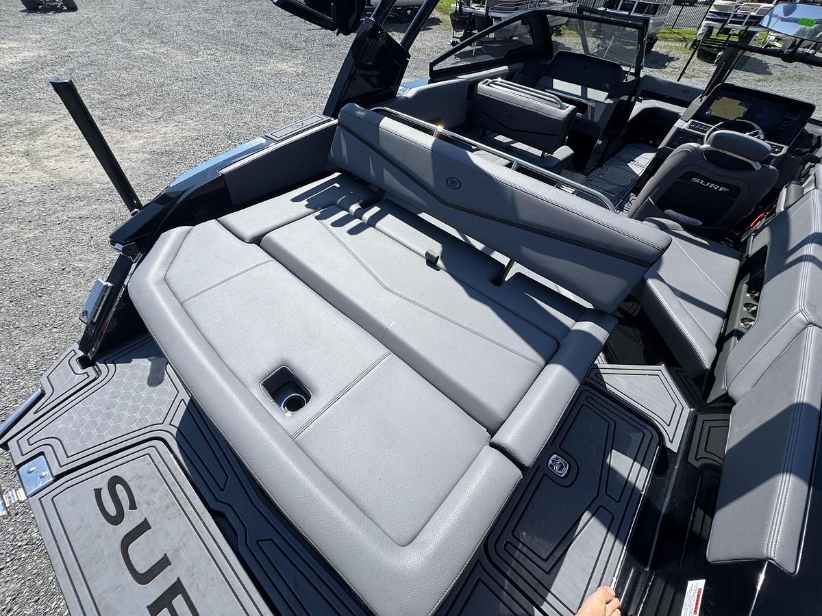 2026 Cobalt R4 Surf