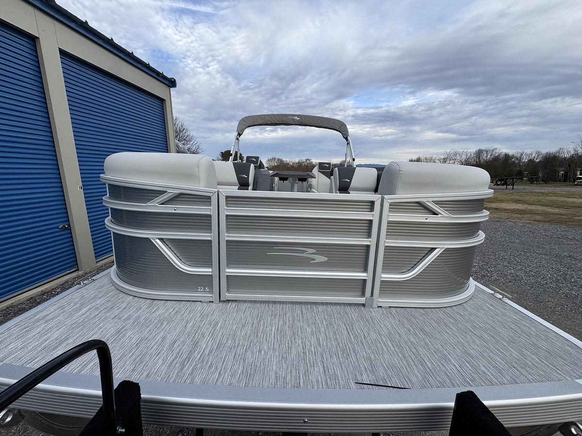 2026 Bennington 22 SSR